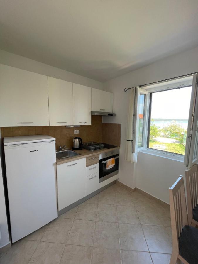 Oaza Appartement Nerezine Buitenkant foto